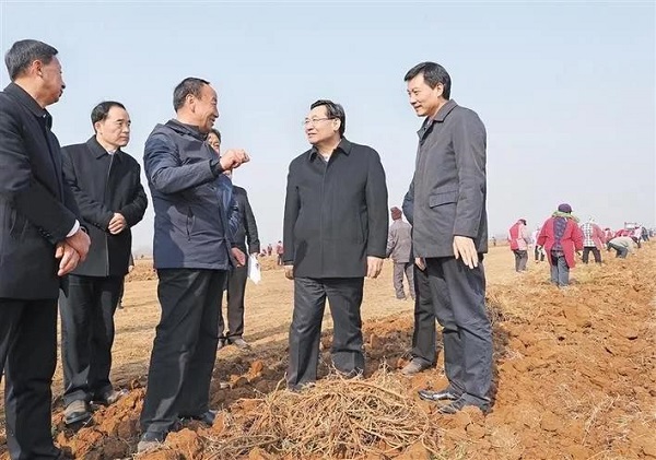 胡和平在宝鸡市调研时强调 尽锐出战打赢脱贫攻坚战 推动乡村振兴取得新成效