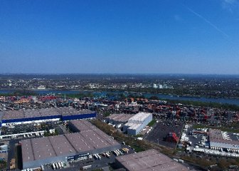 外媒：杜伊斯堡建巨型集装箱码头 开往中国货运班列将增至100辆