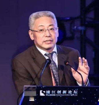 刘琦岩