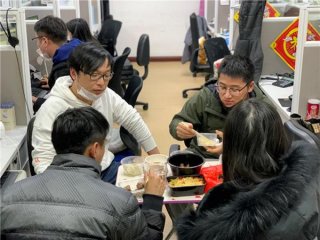 一个武汉姑娘的春节AB面：意料之外 才是人生