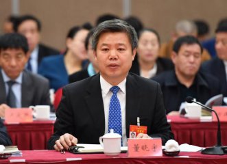 不断加大扶持力度 推进农业品牌建设 ——访全国人大代表、河北省邢台市市长董晓宇