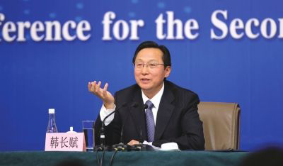 韩长赋在河南调研时强调  切实抓好“三夏”生产  确保小康之年粮食和农业丰收