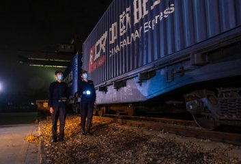 广州中欧班列年度发运首破100列，成“广货广出”新招牌
