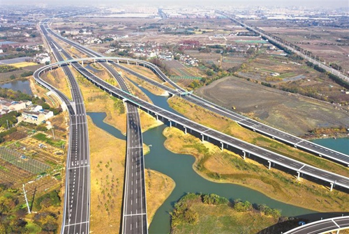 常州至无锡宜兴高速预计12月底全线通车