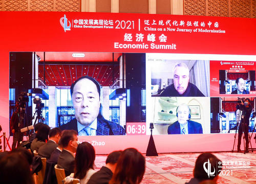 《纽约时报》外交评论专栏作家托马斯·弗里德曼等中外专家在论坛中