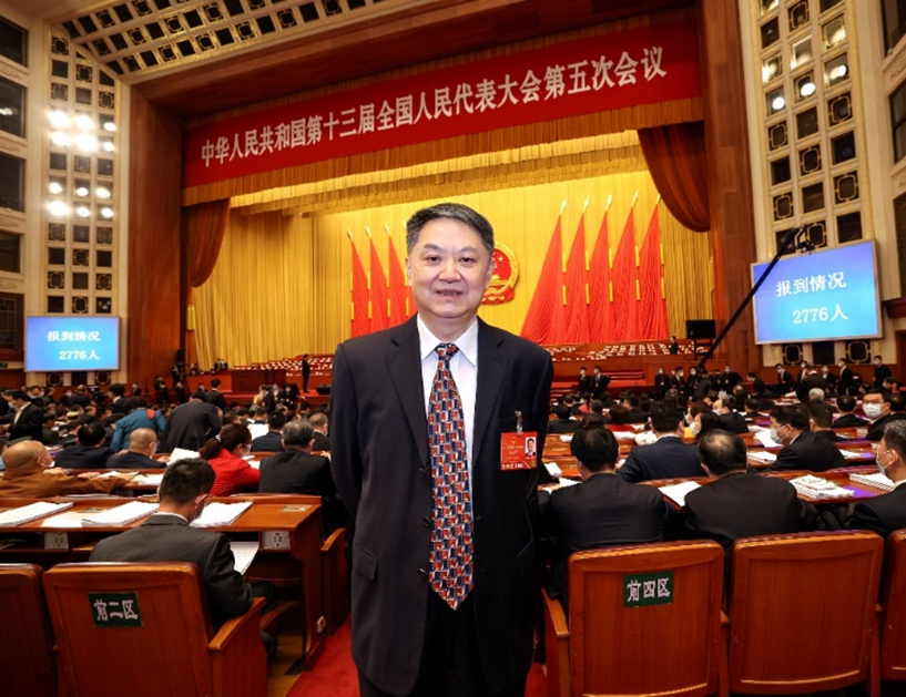 温枢刚代表：跑出绿色低碳转型“加速度” 推动经济高质量发展