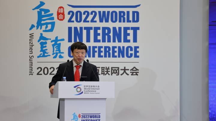 《环球时报》原总编辑胡锡进：互联网就是江湖 大家需要坚强一些大度一些
