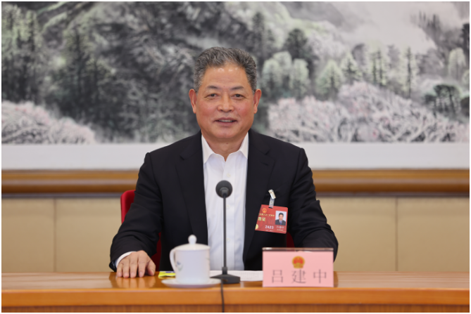 全国人大代表吕建中：推动“文化数字丝绸之路”建设