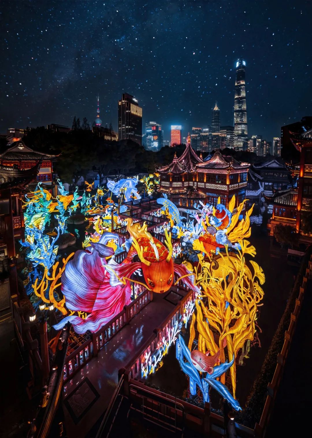 “乐游上海过大年”启动，中法豫园龙灯共同点亮，上海推出双百春节文旅大餐 