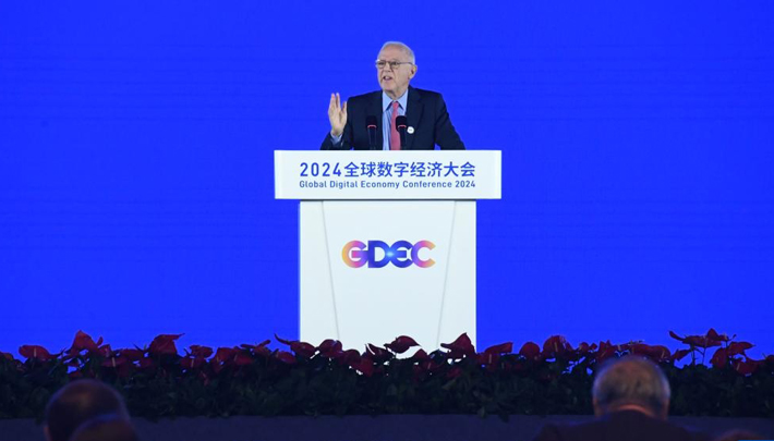 美中关系全国委员会会长斯蒂芬·欧伦斯开幕式上致辞