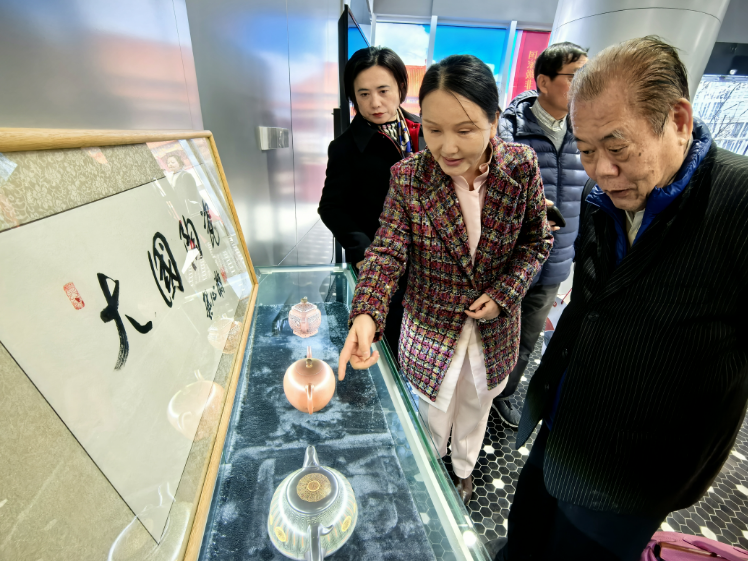 大国陶瓷宜兴紫砂艺术展上海开展