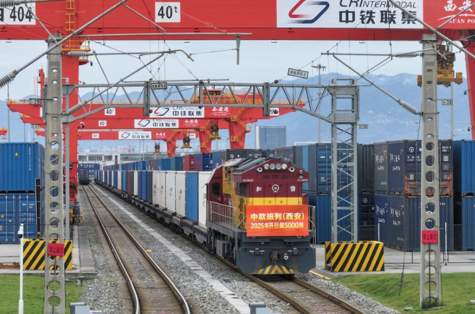 “中欧班列+”效应：一条铁路如何“链”起产业集群