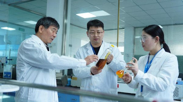 全国人大代表卢庆国：提升中成药质量标准 助推中医药产业高质量发展