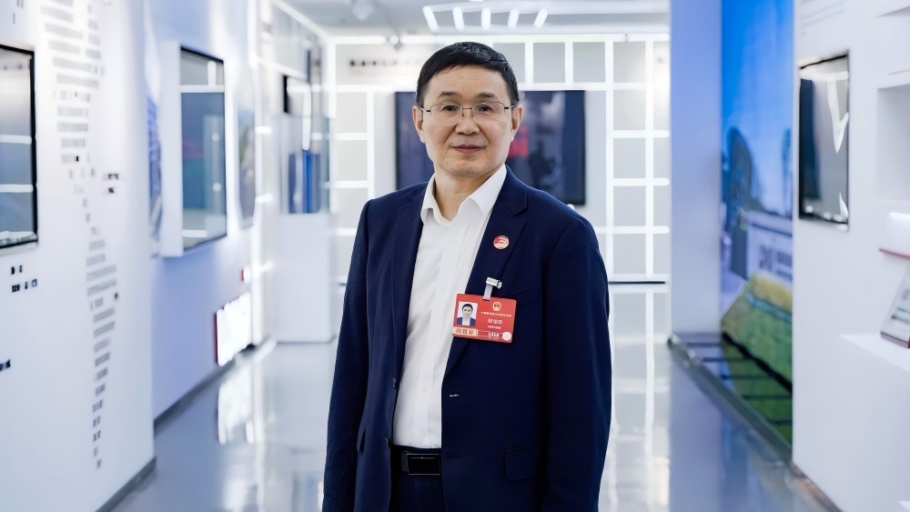 钟宝申代表：加快推动绿色氢氨醇产业规模化发展 构建国内自主应用体系