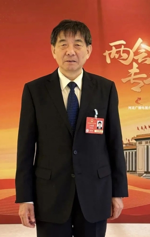 全国人大代表卢庆国：提升中成药质量标准 助推中医药产业高质量发展