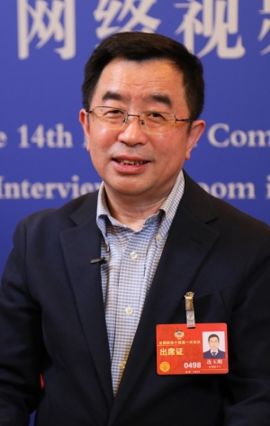 连玉明委员：让算力“跑”起来 织密全国一张网